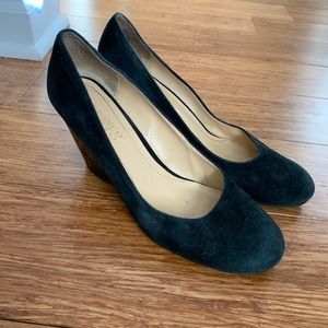 Franco Sarto size 8 round toe wedges, black suede/leather.